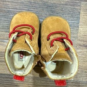 BABY UGG BOOTS